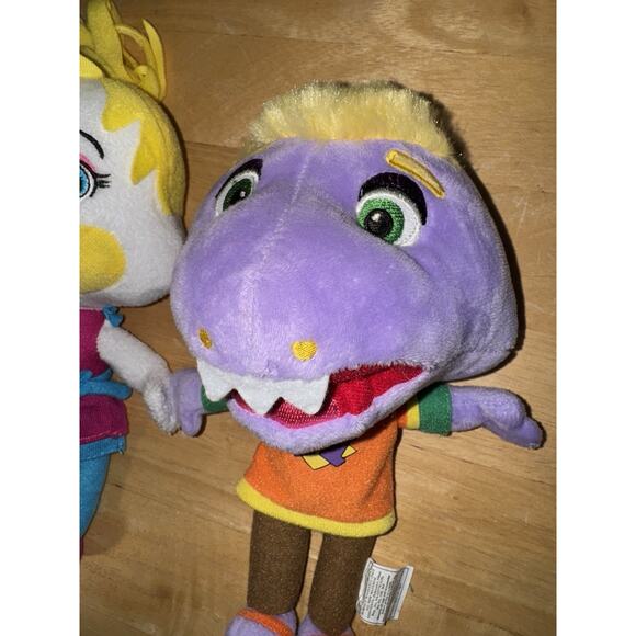 Chuck E Cheese Mr Munch Helen Stuffed Plush Toys Showbiz Pizza Band - Picture 3 of 8